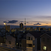 �s��AGA������