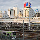 �s��AGA�r���